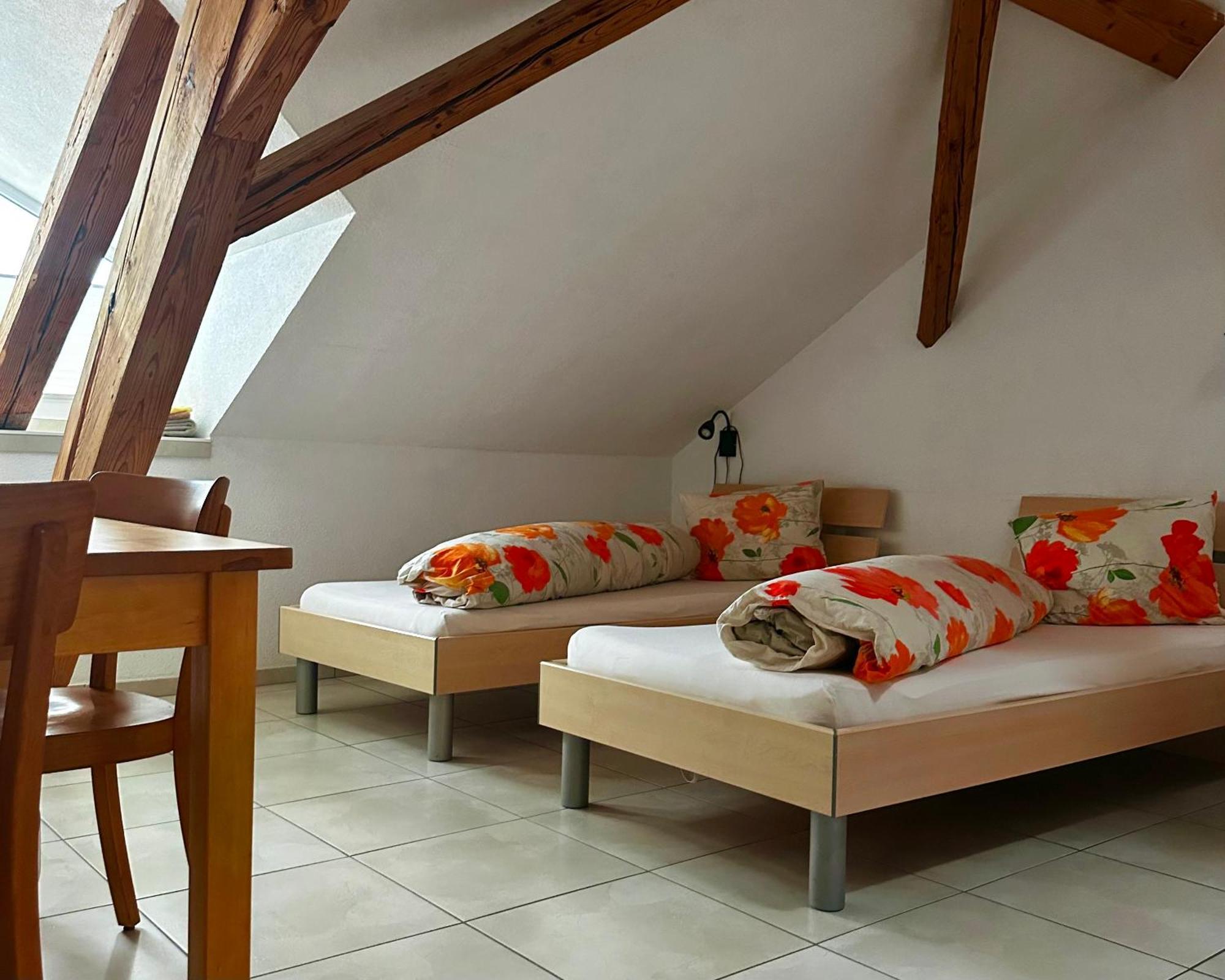 Hotel Loewen Monchaltorf Экстерьер фото
