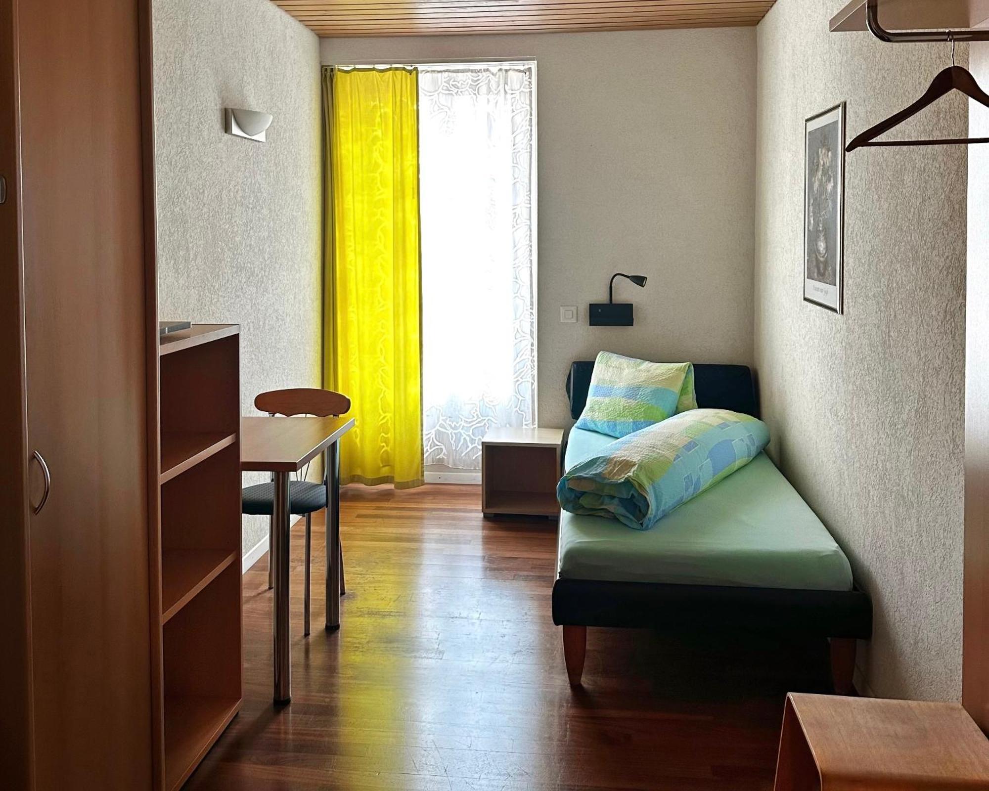 Hotel Loewen Monchaltorf Экстерьер фото